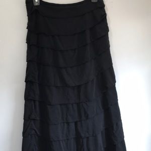 Mermaid scallop ruffle black skirt